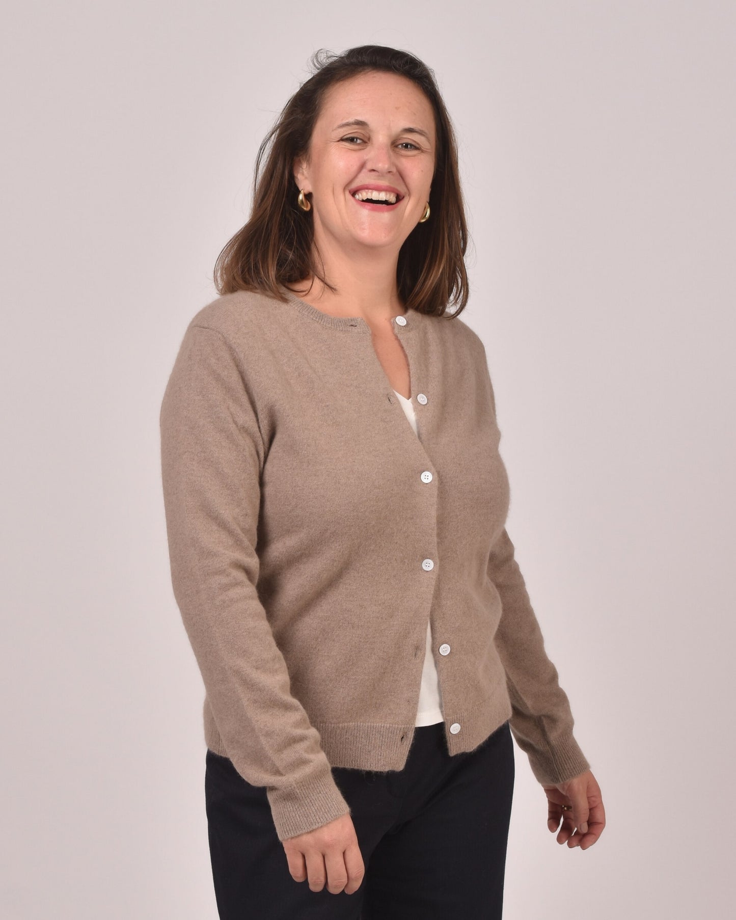 taupe - Aurélie mesure 1m65 et porte du L