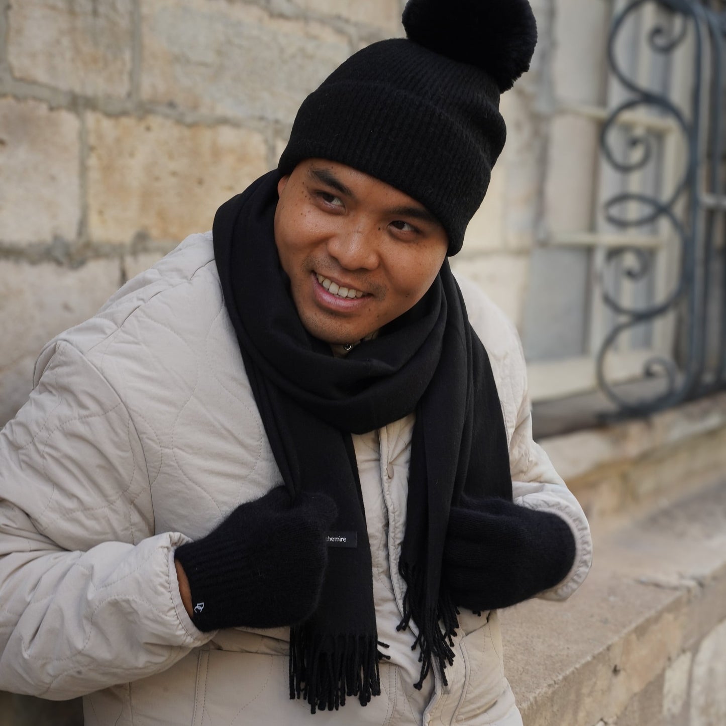 Trio cachemire — écharpe + bonnet + gants | Noir