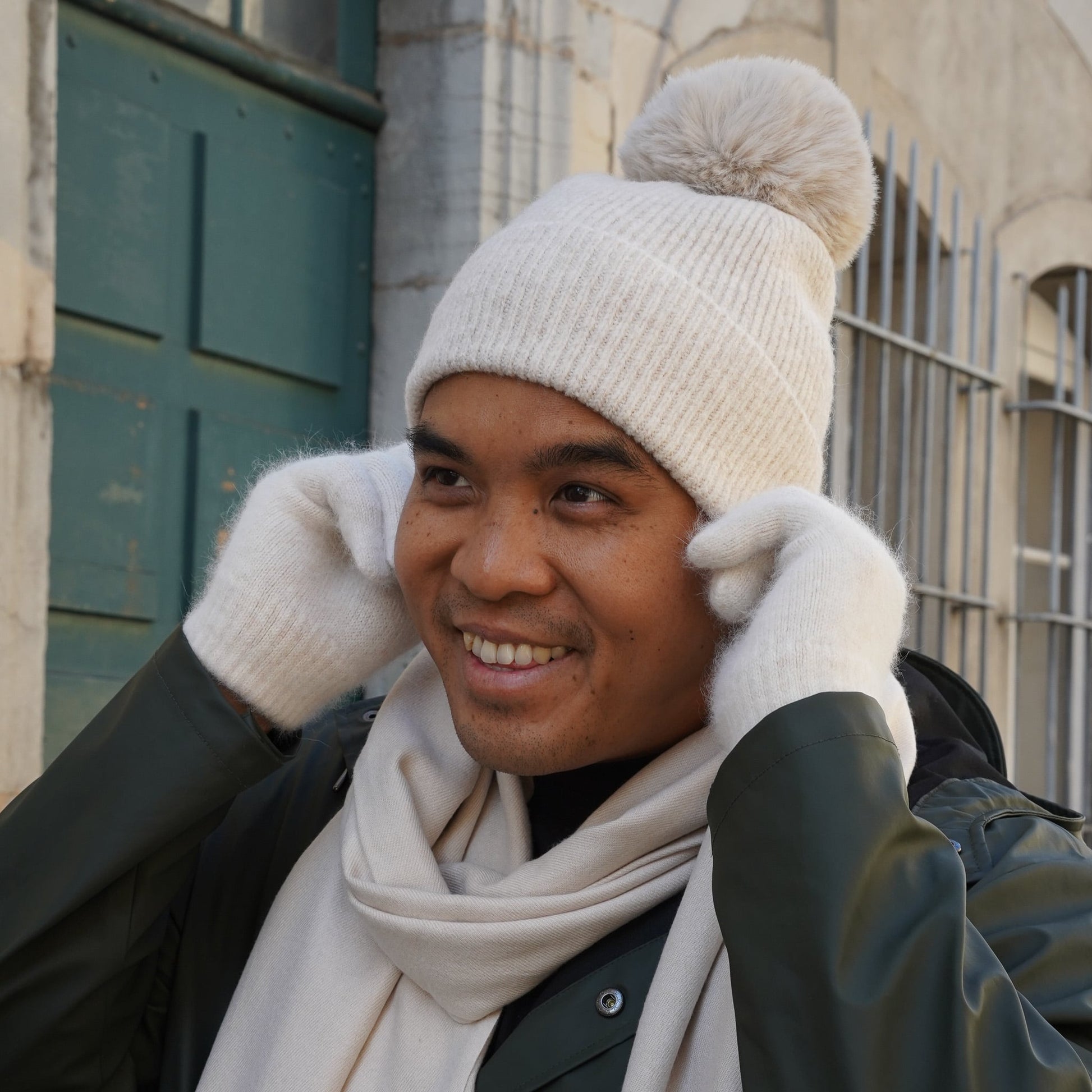 gant cachemire homme beige