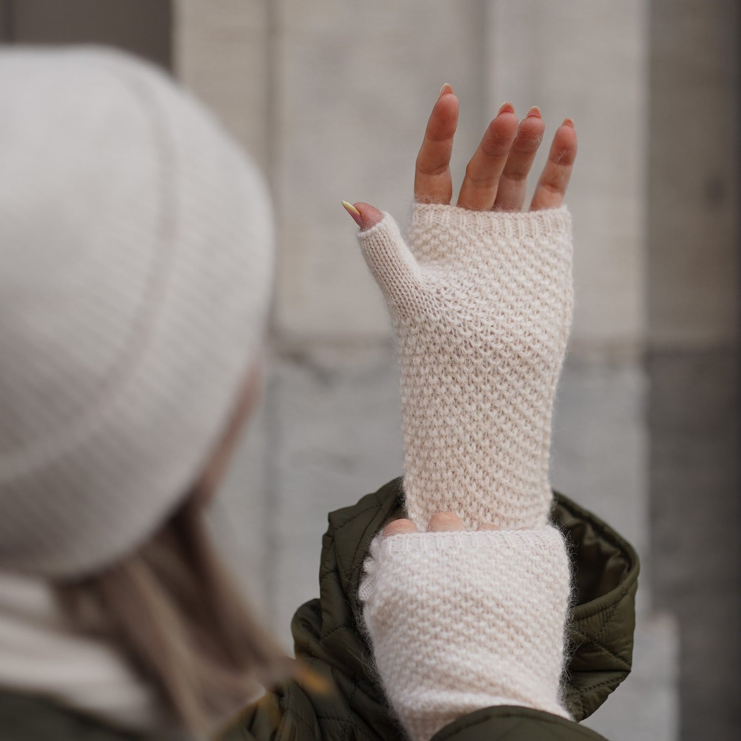 Trio cachemire — écharpe + bonnet + mitaines | Beige et cuivre