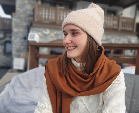 bonnet à pompon en cachemire 
