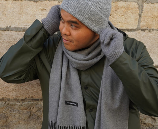 écharpe fine gris chiné en cachemire homme