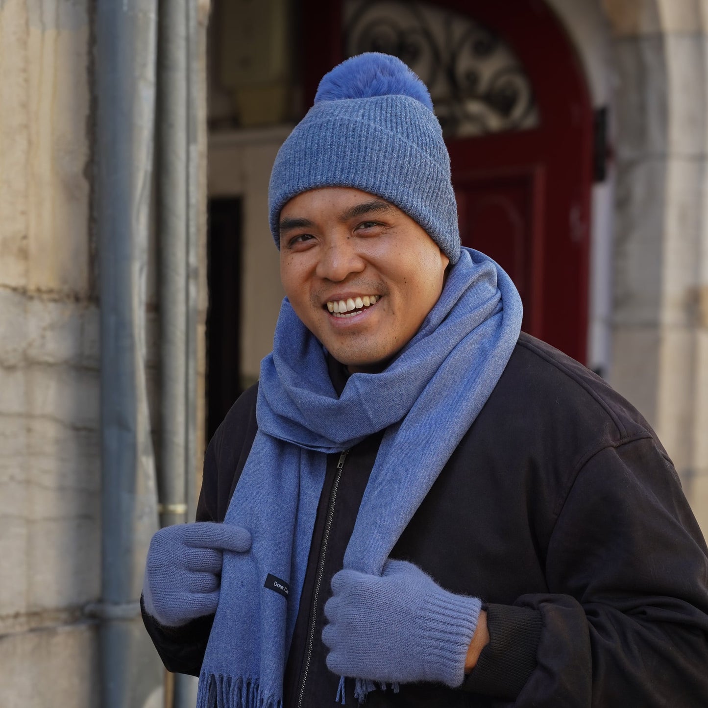 Bonnet cachemire bleu chiné pompon