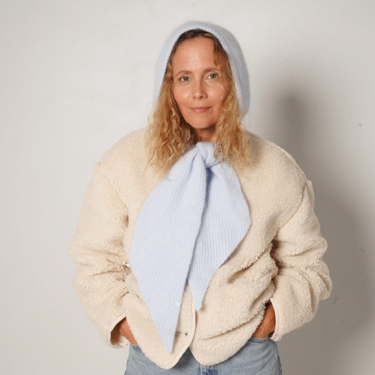 Capuche amovible cachemire bleu neige