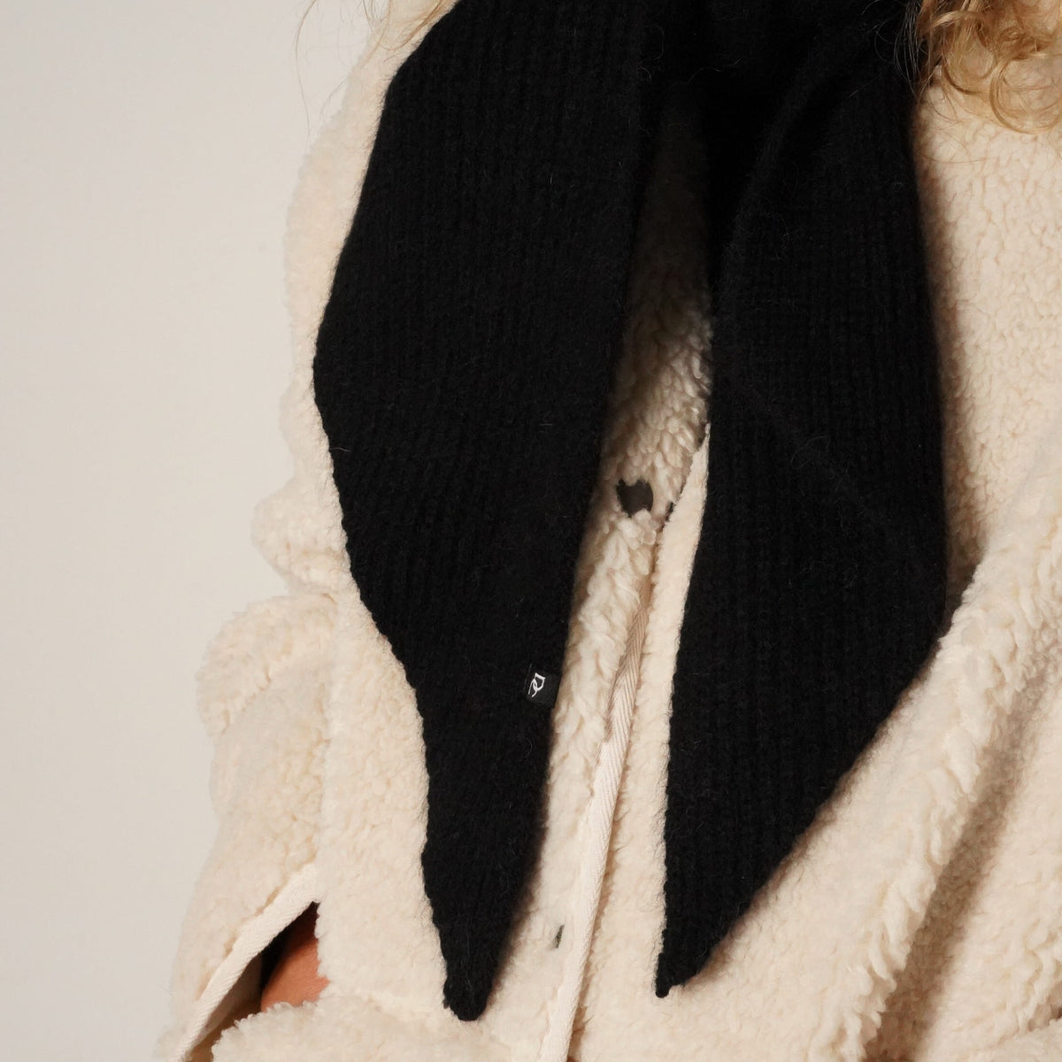 Capuche amovible cachemire noir