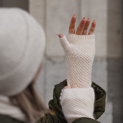 Trio cachemire — écharpe + bonnet + mitaines | Beige et cuivre