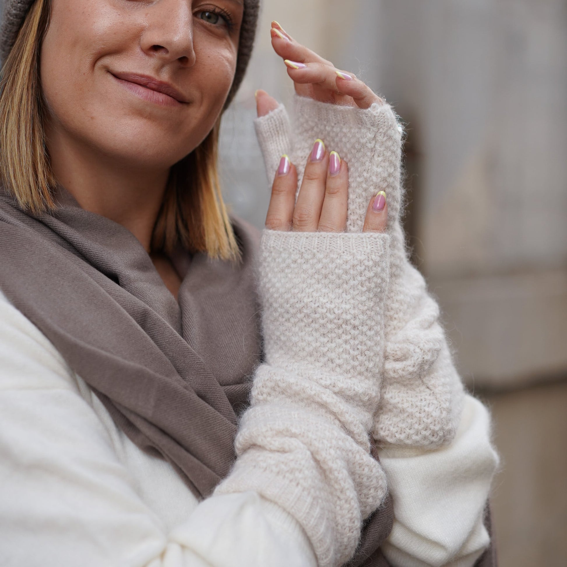 mitaines montantes cachemire beige