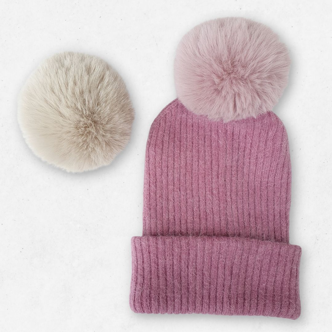 Bonnet pompon cachemire rose